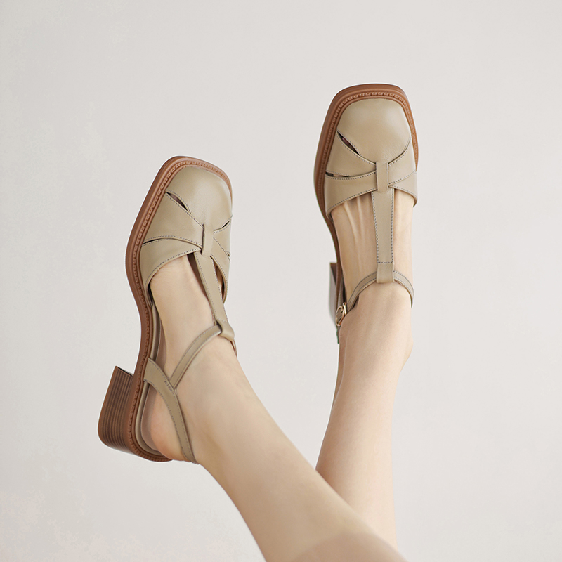 Women's Closed Toe Sandals Low Top Comfortable Mid Heel Khaki Beige